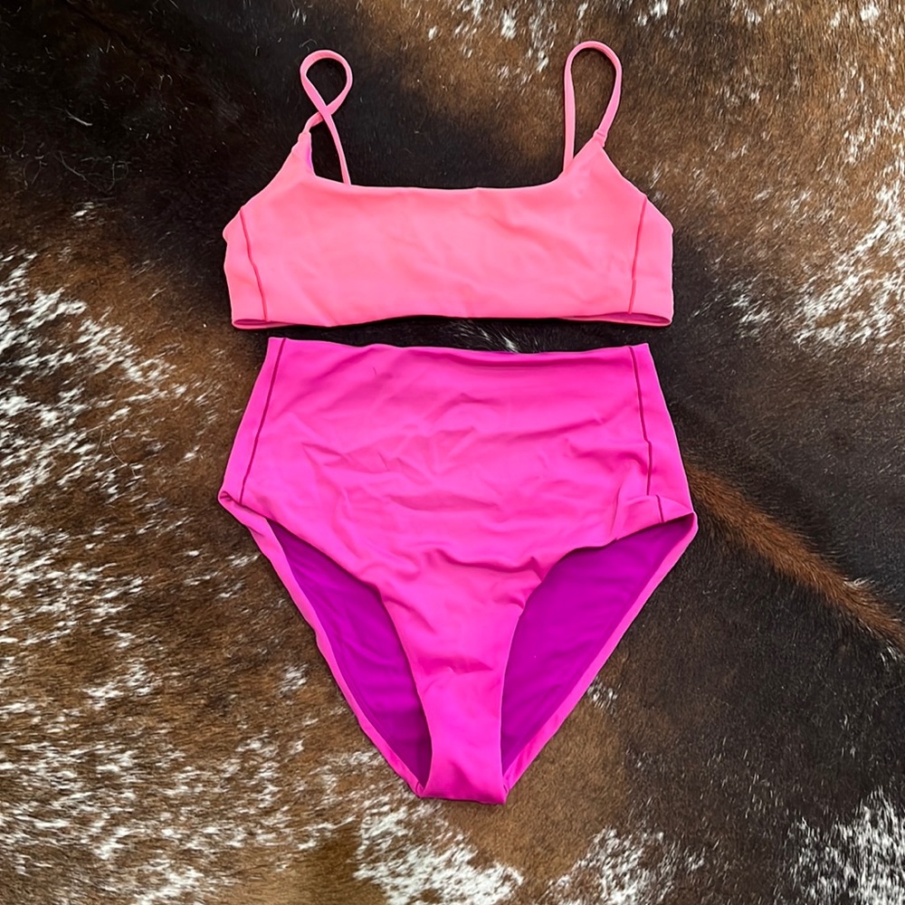 Left on Friday pool days top and high tide bottoms size medium